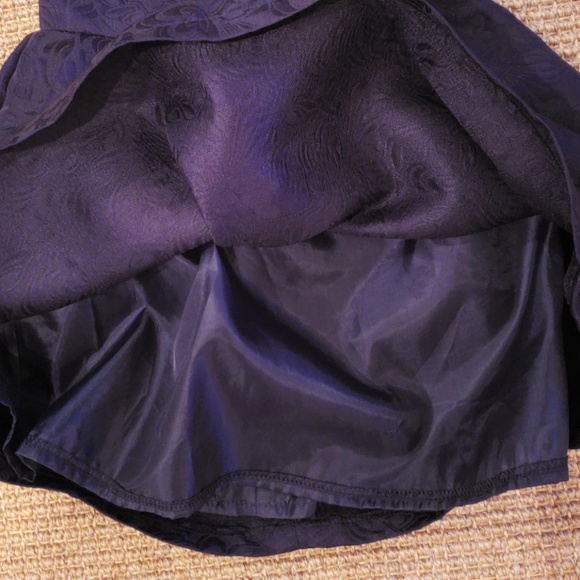 Girls Lovely Pattern Dress for Special Occasions - Picture 6 of 7